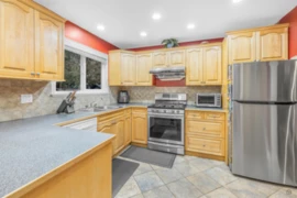 13277 64a Avenue, Surrey, BC