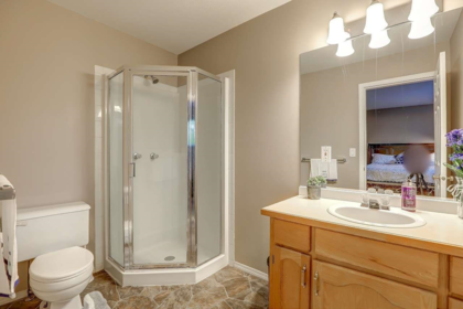 Hallway Photo of 4 32311 Mcrae Avenue, Mission, BC