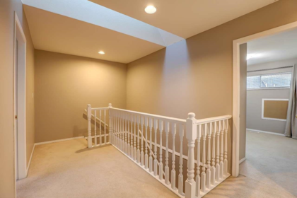 Mudroom Photo of 4 32311 Mcrae Avenue, Mission, BC