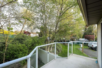 Outdoor Deck Photo of 4 32311 Mcrae Avenue, Mission, BC
