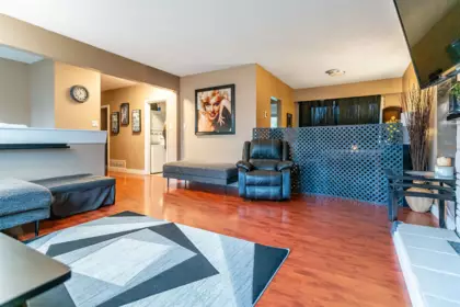 Breakfast Nook Photo of 10975 Partridge Crescent, Surrey, BC