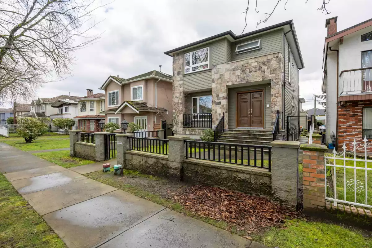 Exterior Rear Photo of 2118 Waverley Avenue, Vancouver, BC