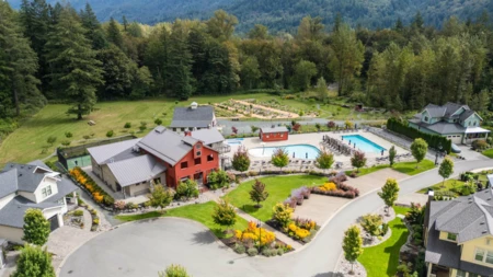 Hot Tub / Spa Photo of 43414 Creekside Circle, Lindell Beach, BC