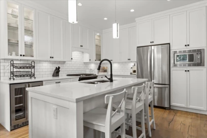 Kitchen Photo of 43414 Creekside Circle, Lindell Beach, BC