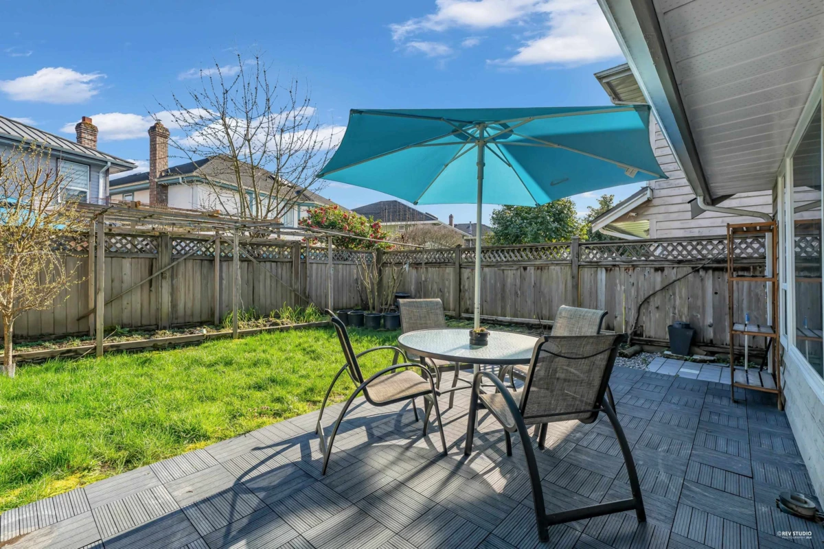 Living Room Photo of 3611 Kilby Court, Richmond, BC