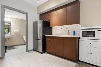 Mudroom Photo of 202 19201 66a Avenue, Surrey, BC