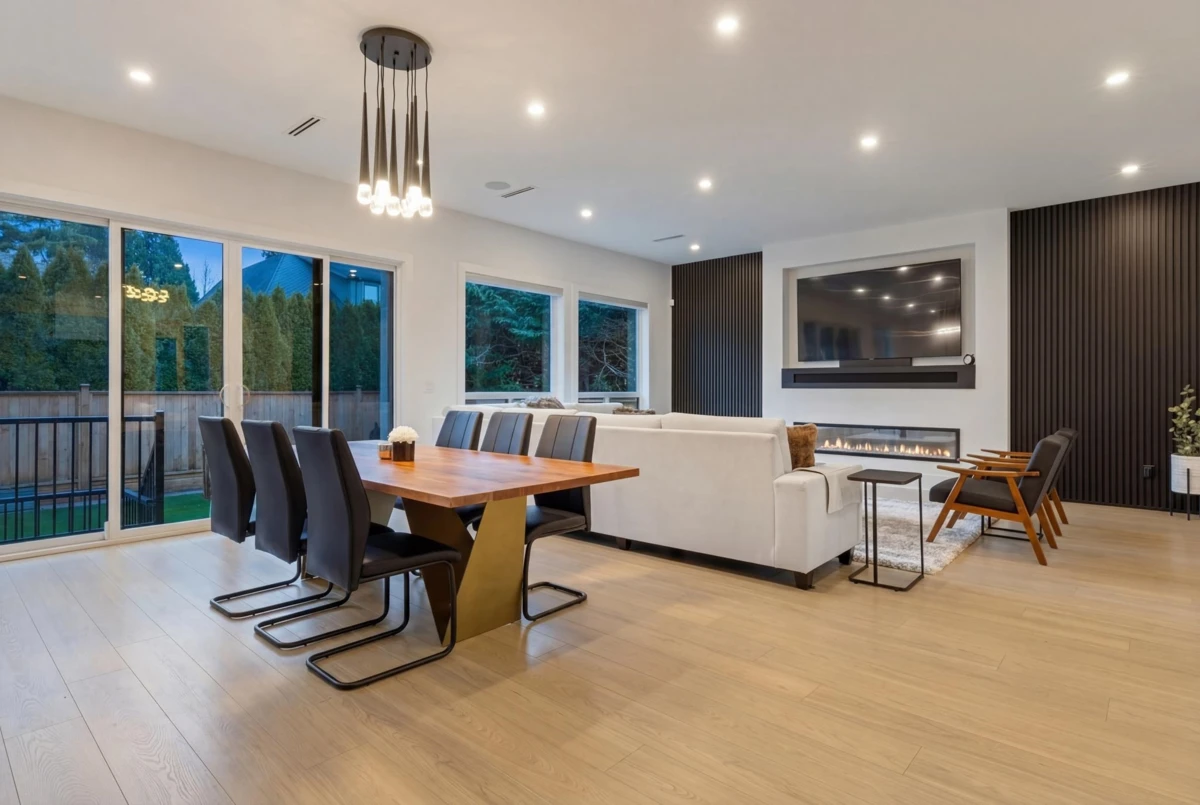 Living Room Photo of 13125 14 Avenue, Surrey, BC
