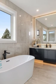 Entry Foyer Photo of 13125 14 Avenue, Surrey, BC