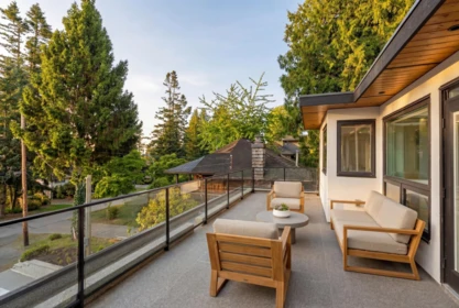 Staircase Photo of 13125 14 Avenue, Surrey, BC
