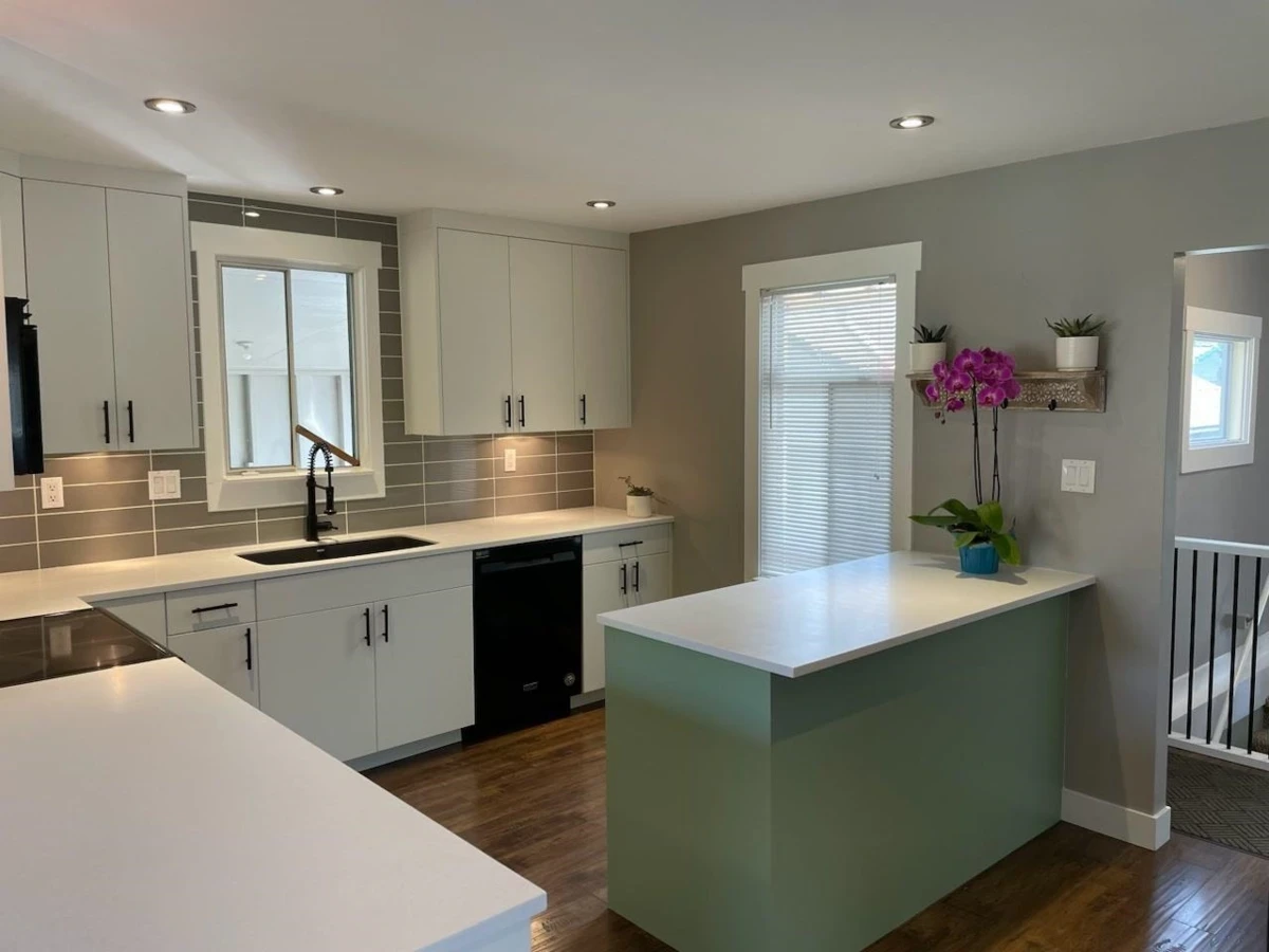 Living Room Photo of 45602 Lewis Avenue, Chilliwack, BC