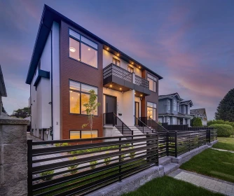 7813 18th Avenue, Burnaby, BC, Burnaby — Half Duplex for sale