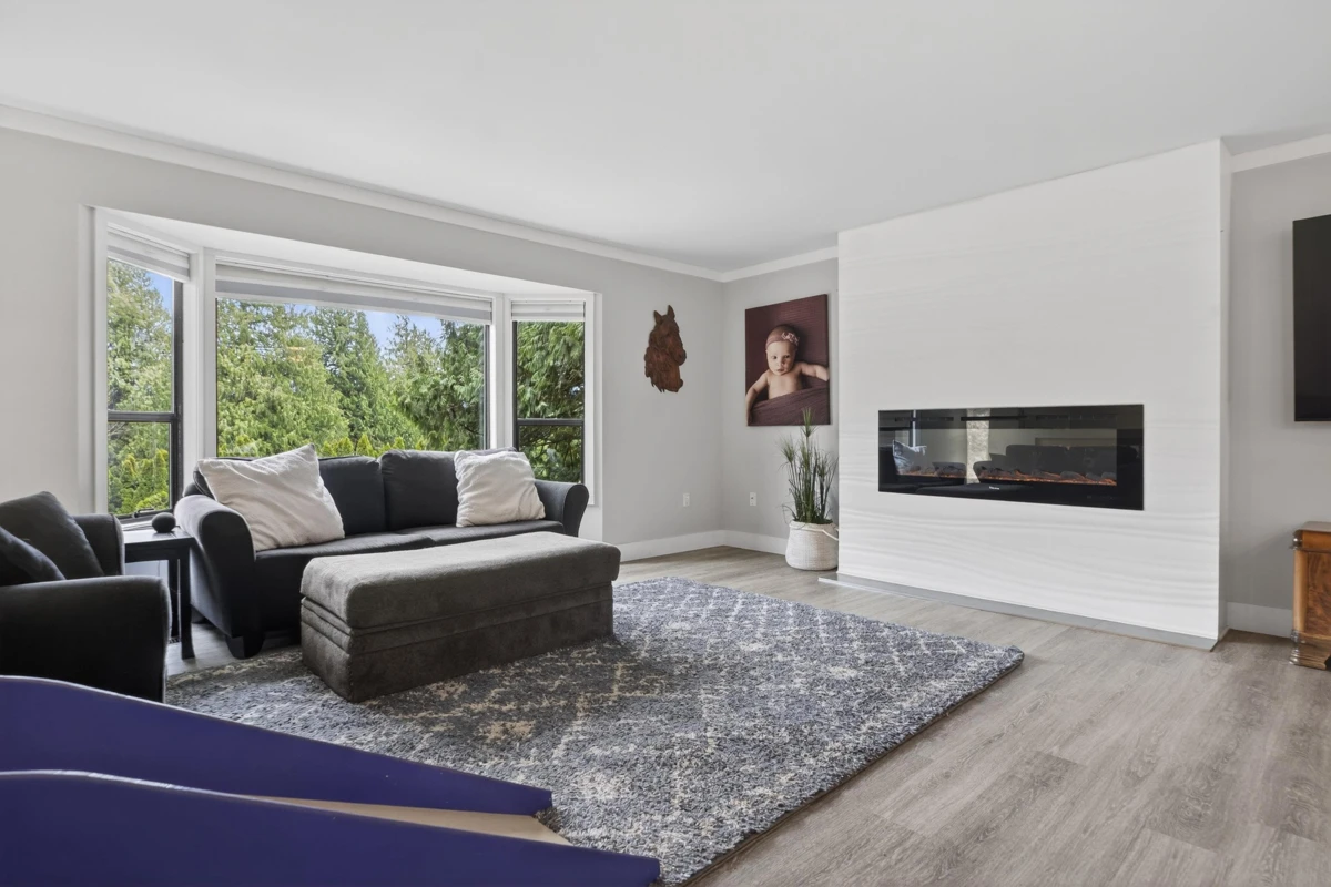 Dining Area Photo of 10055 Kenswood Drive, Chilliwack, BC