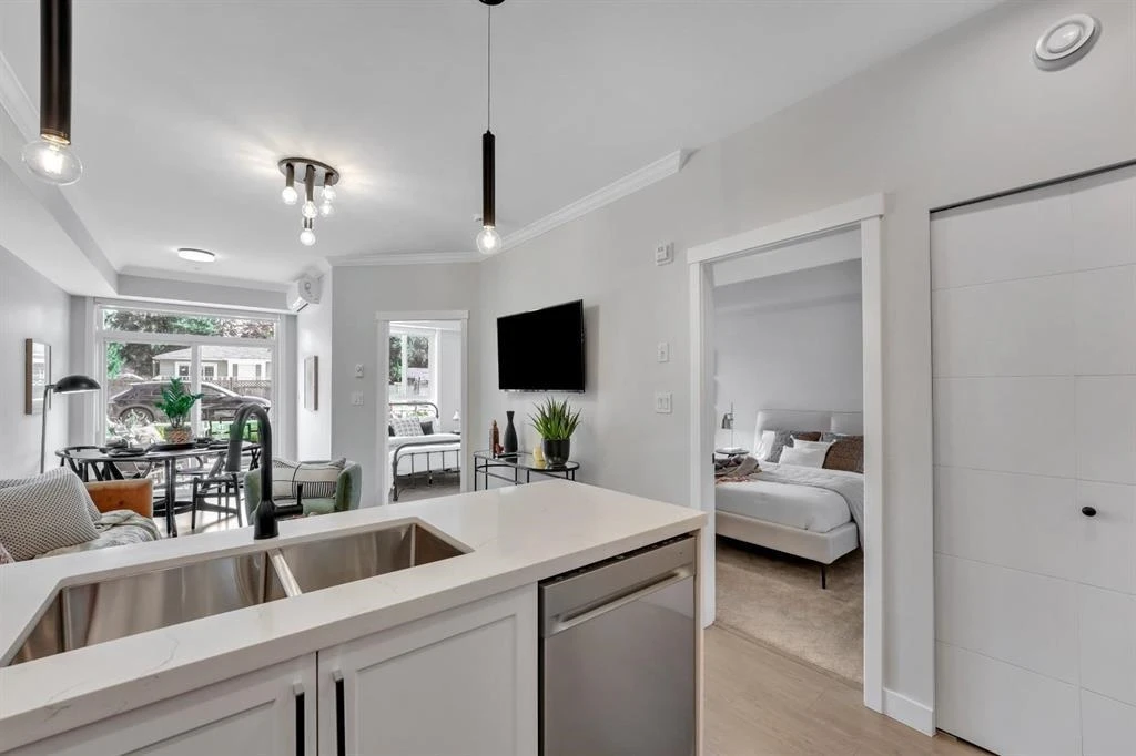 Dining Area Photo of 329 12109 223 Street, Maple Ridge, BC