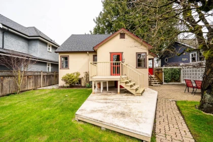 Street View Photo of 902 Fourth Street, New Westminster, BC
