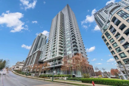 207 5515 Boundary Road, Vancouver, BC, Vancouver — Apartment/Condo for sale