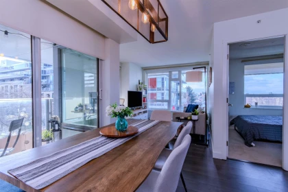 Kitchen Island Photo of 207 5515 Boundary Road, Vancouver, BC