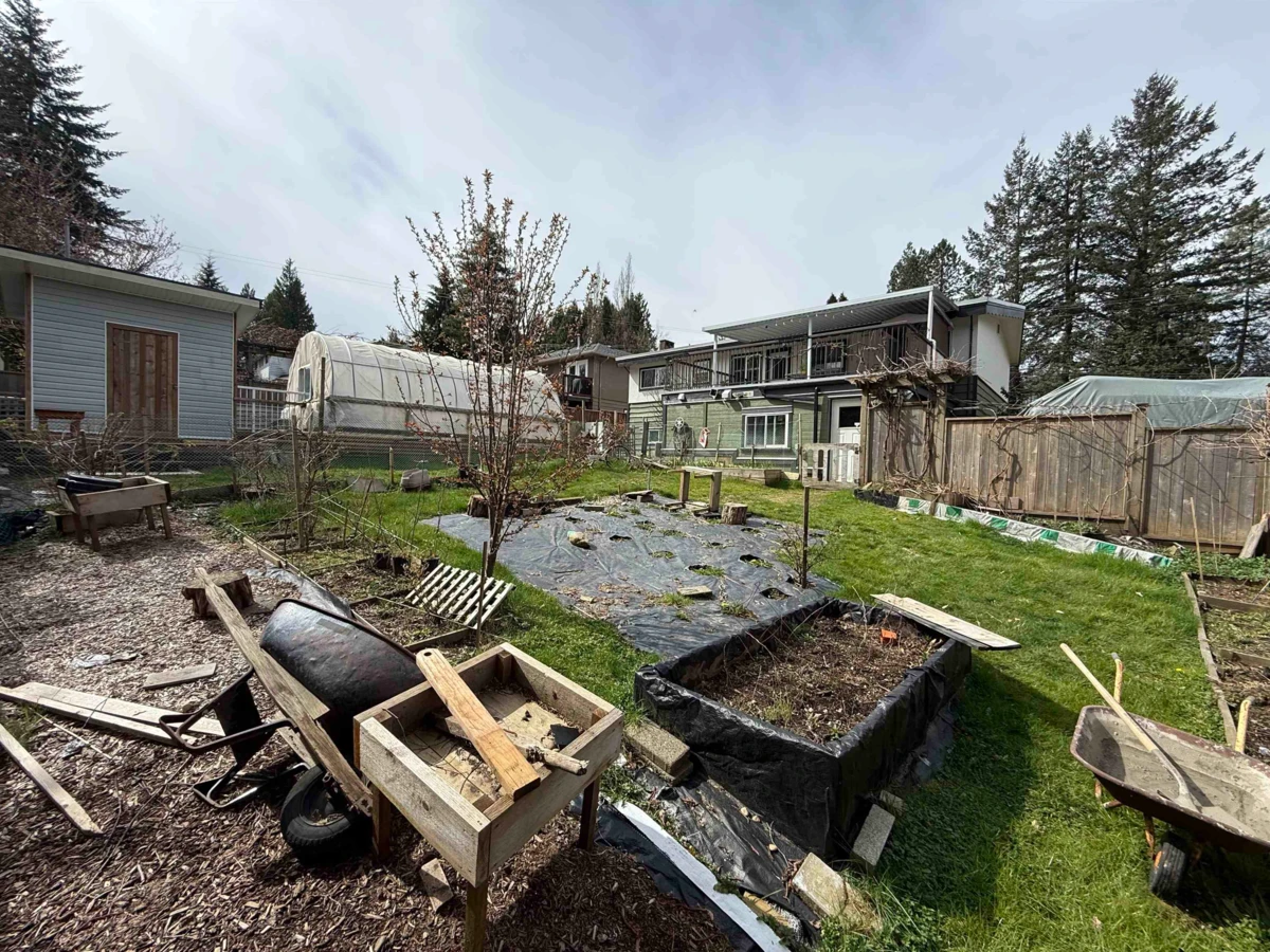 Family Room Photo of 1184 Glenayre Drive, Port Moody, BC