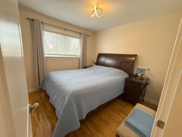Guest Bathroom Photo of 1184 Glenayre Drive, Port Moody, BC