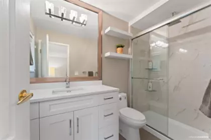 Mudroom Photo of 8986 146a Street, Surrey, BC