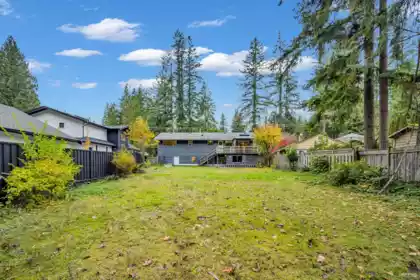 Laundry Room Photo of 4578 Capilano Road, North Vancouver, BC