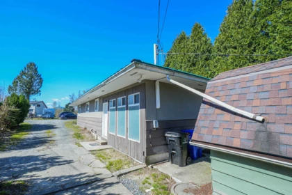 10715 Tower Road, Chilliwack, BC, Chilliwack — Single Family Residence for sale