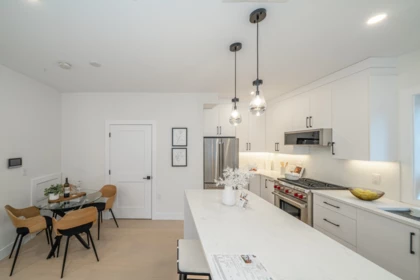 Kitchen Island Photo of 1924 William Street, Vancouver, BC