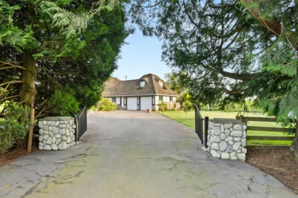 Hot Tub / Spa Photo of 23256 24 Avenue, Langley, BC