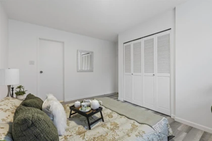 Walk-In Closet Photo of 104 425 Ash Street, New Westminster, BC