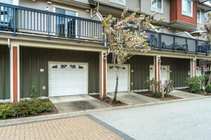 Swimming Pool Photo of 75 7088 191 Street, Surrey, BC