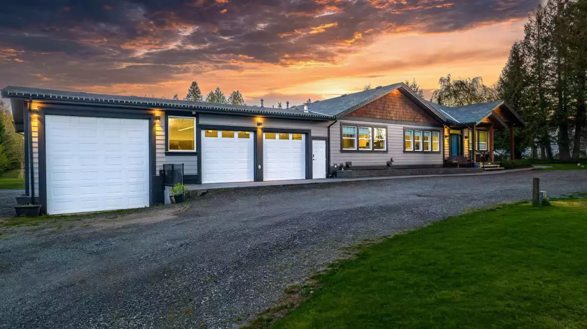 Exterior Rear Photo of 26258 60 Avenue, Langley, BC