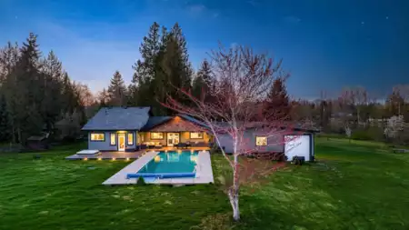 Aerial View of 26258 60 Avenue, Langley, BC