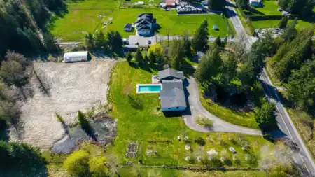 Garden / Landscaping Photo of 26258 60 Avenue, Langley, BC