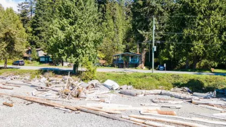 Community Amenities Photo (Clubhouse) of 1618 Ocean Beach Esplanade, Gibsons, BC