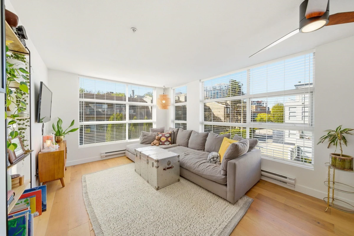Exterior Rear Photo of 309 418 E Broadway, Vancouver, BC