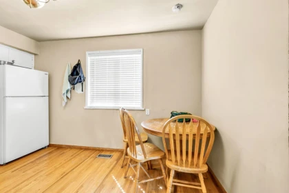 Kitchen Photo of 2680 Victoria Street, Abbotsford, BC