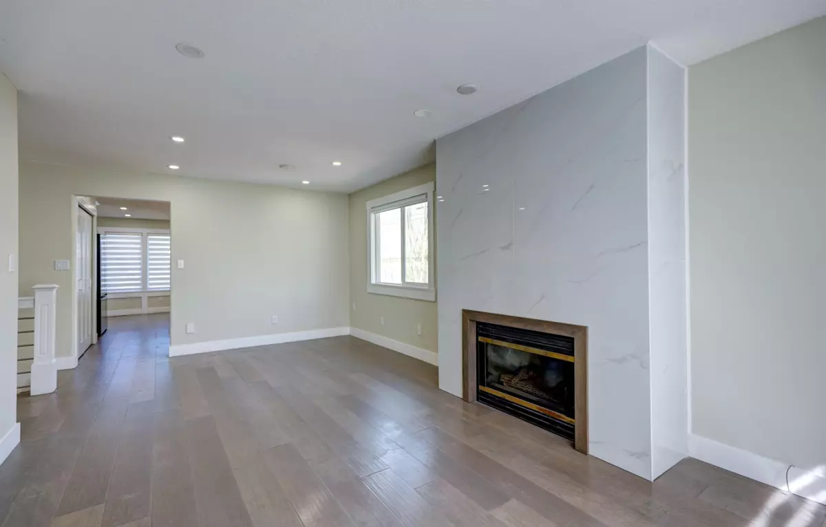 Dining Area Photo of 11913 240 Street, Maple Ridge, BC