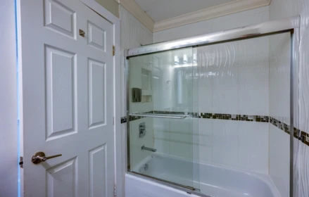 Entry Foyer Photo of 11913 240 Street, Maple Ridge, BC