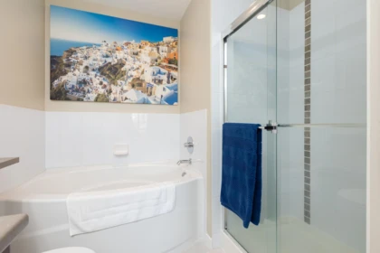 Hallway Photo of 511 2951 Silver Springs Boulevard, Coquitlam, BC