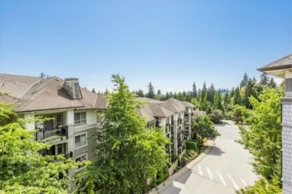 Hot Tub / Spa Photo of 511 2951 Silver Springs Boulevard, Coquitlam, BC
