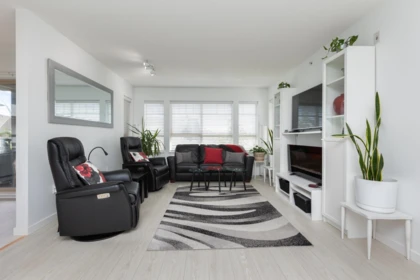 Primary Bedroom Photo of 511 2951 Silver Springs Boulevard, Coquitlam, BC