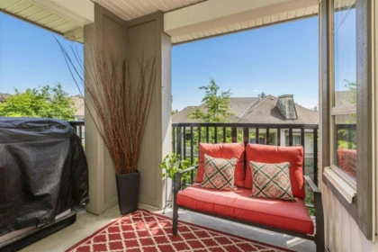 Swimming Pool Photo of 511 2951 Silver Springs Boulevard, Coquitlam, BC