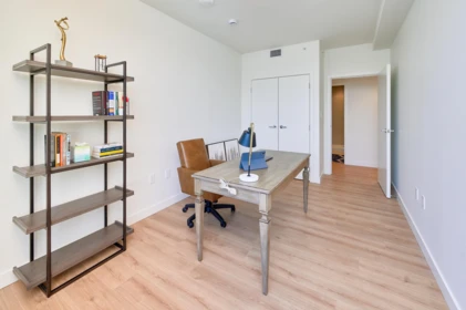 Garage Interior Photo of 807 755 Harbourside Drive, North Vancouver, BC