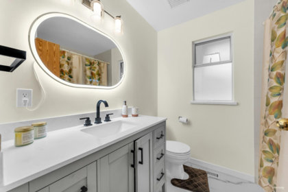 Office / Den Photo of 1382 Sutherland Avenue, Port Coquitlam, BC