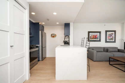 Primary Bathroom Photo of 906 189 Davie Street, Vancouver, BC