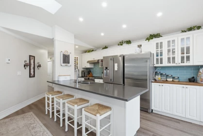 Kitchen Island Photo of 75B 45918 Knight Road, Chilliwack, BC