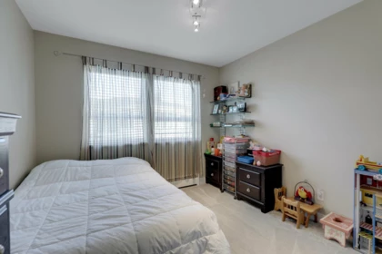 Laundry Room Photo of 7549 149a Street, Surrey, BC