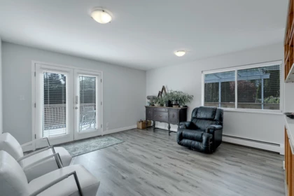 Walk-In Closet Photo of 7549 149a Street, Surrey, BC
