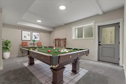 Swimming Pool Photo of 205 46211 Promontory Road, Chilliwack, BC