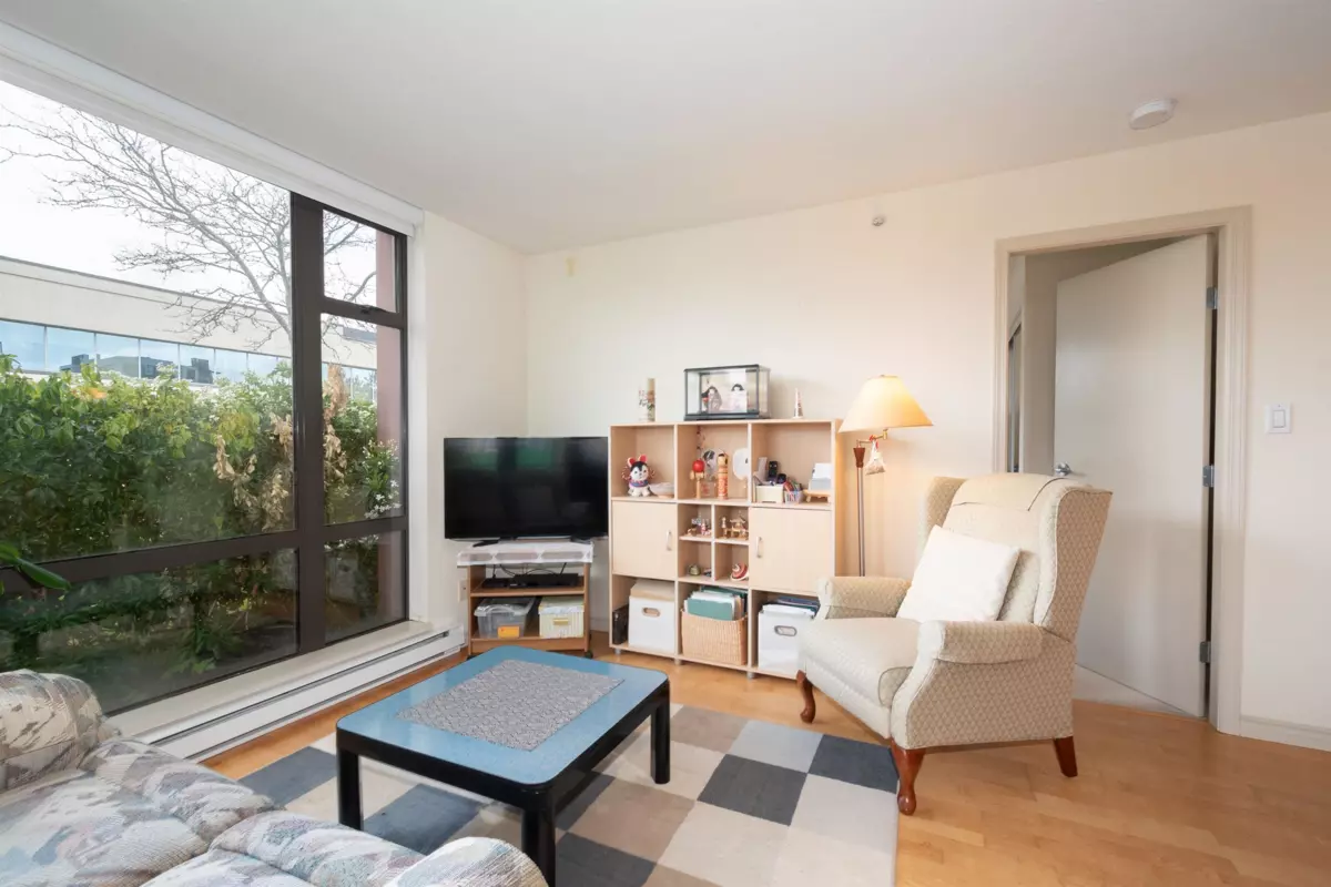 Family Room Photo of 409 5933 Cooney Road, Richmond, BC