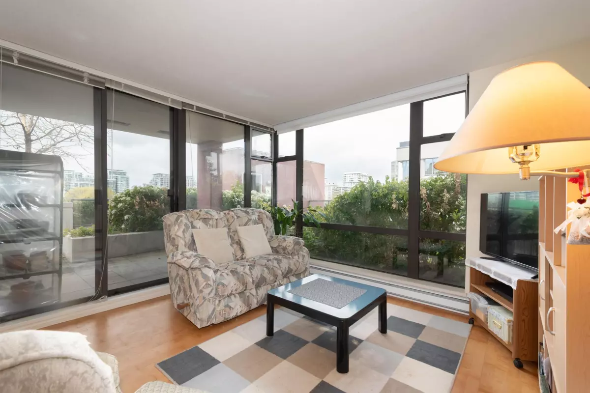 Living Room Photo of 409 5933 Cooney Road, Richmond, BC